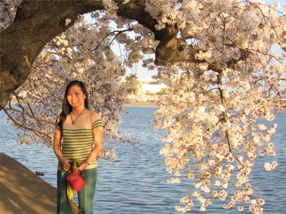 Thân